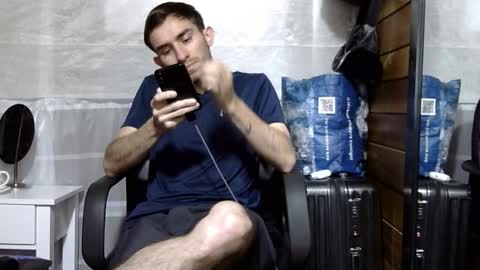 Snapshot of arongfranco chatting on November 27, 2025, 6:10 pm Aron G Franco online show from November 27, 2025, 6:10 pm