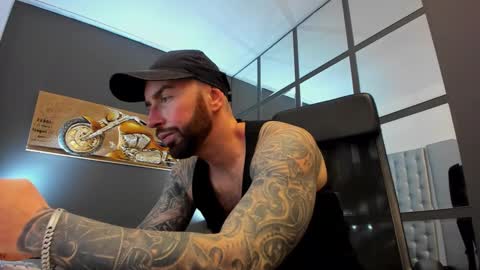 AronGrant online show from March 4, 2025, 9:40 am