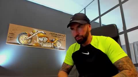 AronGrant online show from September 9, 2025, 8:58 am