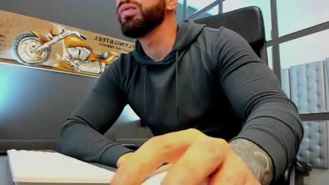 AronGrant online show from May 22, 2026, 8:53 am