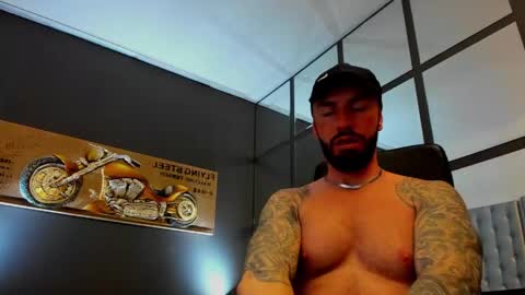 AronGrant online show from May 25, 2026, 9:48 am