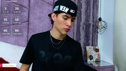 Snapshot of arontawers chatting on May 14, 2026, 8:48 pm Arontawers online show from May 14, 2026, 8:48 pm