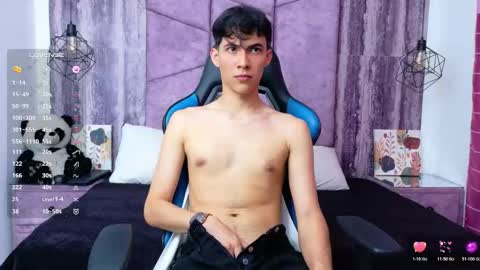 Snapshot of arontawers chatting on May 28, 2026, 8:06 pm Arontawers online show from May 28, 2026, 8:06 pm