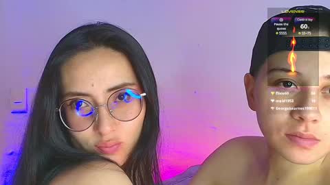 Snapshot of arontroy_wi chatting on December 6, 2024, 4:49 pm noah and ivy online show from December 6, 2024, 4:49 pm