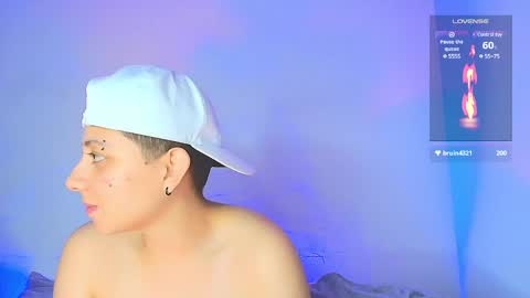 Snapshot of arontroy_wi chatting on December 20, 2024, 3:03 am noah and ivy online show from December 20, 2024, 3:03 am