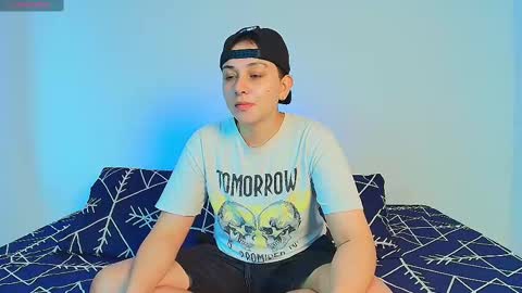 Snapshot of arontroy_wi chatting on March 3, 2025, 12:05 pm noah and ivy online show from March 3, 2025, 12:05 pm