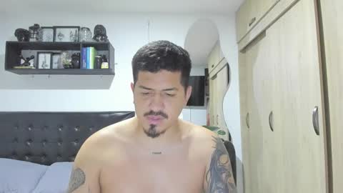 ARON  Independent model  online show from January 11, 2026, 9:03 am