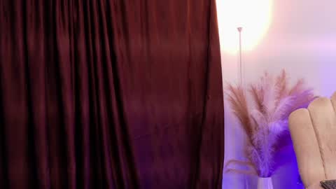 Snapshot of aroon_connor chatting on May 15, 2026, 11:12 pm online show from May 15, 2026, 11:12 pm