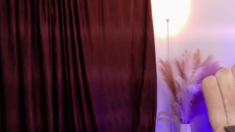 Snapshot of aroon_connor chatting on May 15, 2026, 11:23 pm online show from May 15, 2026, 11:23 pm