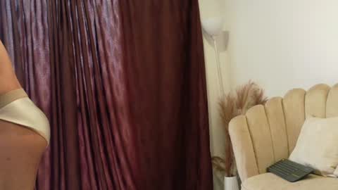 Snapshot of aroon_connor chatting on July 19, 2026, 12:31 pm online show from July 19, 2026, 12:31 pm