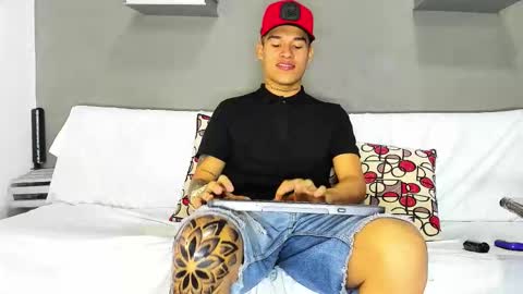 AROON HOT online show from March 7, 2026, 12:13 pm