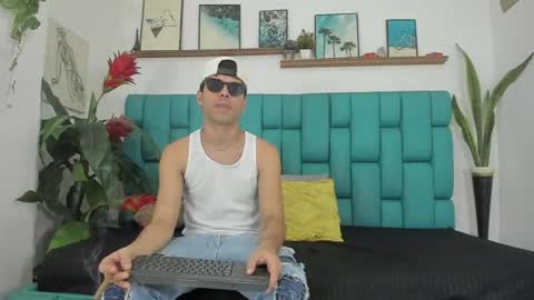 Aroon   online show from June 9, 2026, 2:28 pm