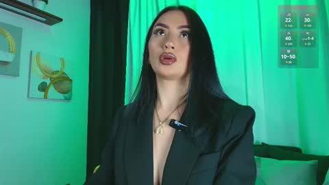    online show from October 8, 2025, 5:54 pm