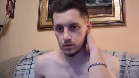 arromwilliam90 online show from February 1, 2026, 8:02 am