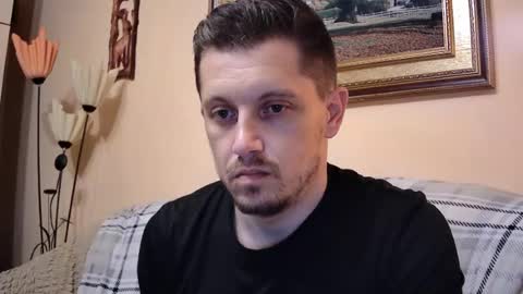 arromwilliam90 online show from June 16, 2026, 8:44 pm