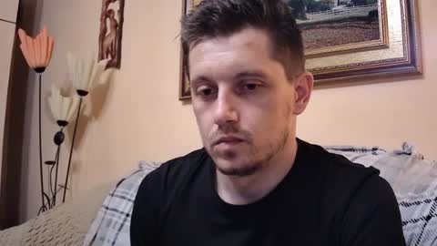 arromwilliam90 online show from June 26, 2026, 11:42 pm