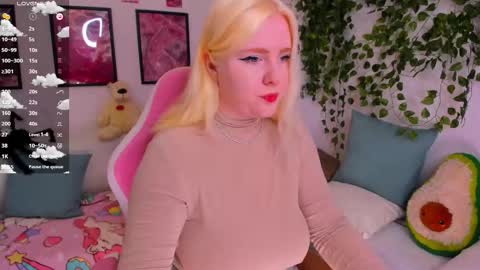 art_lovee_ online show from February 9, 2026, 12:58 am