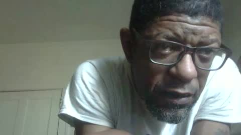 Arteblazze not daddy boy bitch or nigga online show from December 18, 2025, 4:13 pm