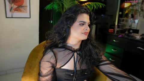 Snapshot of artechloe chatting on December 2, 2024, 2:42 am Chloe online show from December 2, 2024, 2:42 am