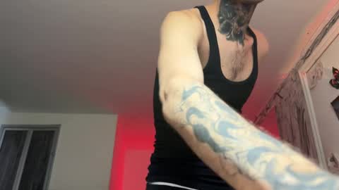 Snapshot of arteemiis chatting on January 1, 2025, 8:45 am online show from January 1, 2025, 8:45 am