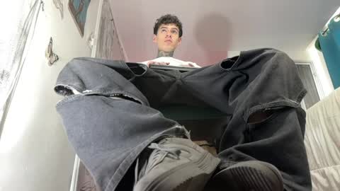 Snapshot of arteemiis chatting on January 10, 2025, 10:28 am online show from January 10, 2025, 10:28 am