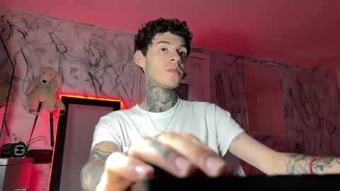 Snapshot of arteemiis chatting on February 3, 2025, 10:00 pm online show from February 3, 2025, 10:00 pm