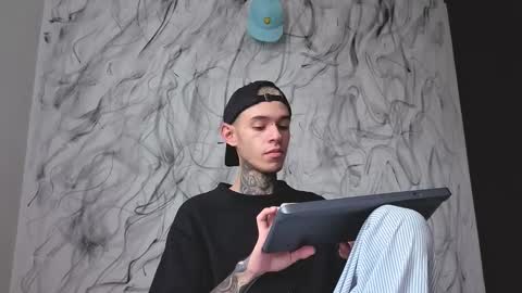 Snapshot of arteemiis chatting on October 10, 2025, 2:05 pm online show from October 10, 2025, 2:05 pm