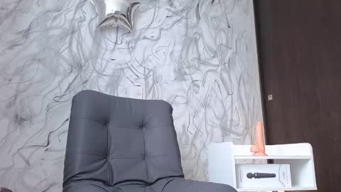 Snapshot of arteemiis chatting on October 16, 2025, 12:17 pm online show from October 16, 2025, 12:17 pm