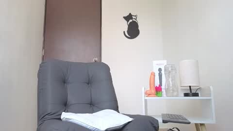 Snapshot of arteemiis chatting on October 17, 2025, 2:52 pm online show from October 17, 2025, 2:52 pm