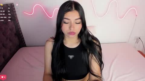 Snapshot of artemisa67_ chatting on December 17, 2024, 11:59 pm ESTEFANY online show from December 17, 2024, 11:59 pm