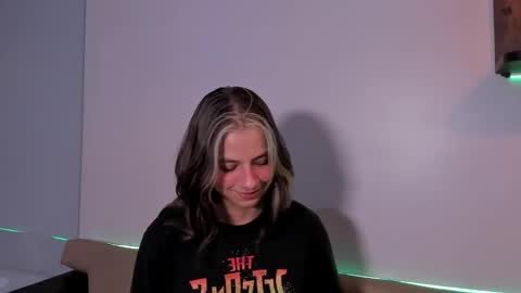 Snapshot of artemisablake chatting on December 19, 2024, 12:02 am artemisablake online show from December 19, 2024, 12:02 am