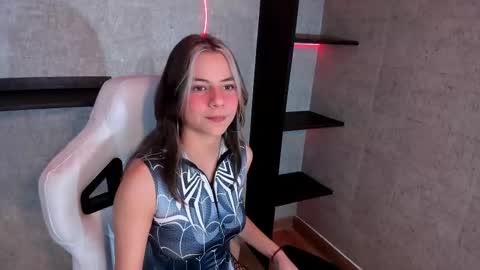 Snapshot of artemisablake chatting on December 29, 2024, 9:20 pm artemisablake online show from December 29, 2024, 9:20 pm