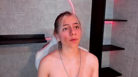 Snapshot of artemisablake chatting on January 10, 2025, 12:49 am artemisablake online show from January 10, 2025, 12:49 am