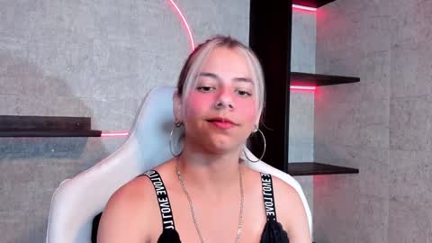 Snapshot of artemisablake chatting on January 13, 2025, 9:31 pm artemisablake online show from January 13, 2025, 9:31 pm