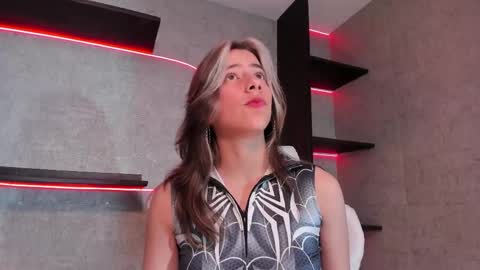 Snapshot of artemisablake chatting on February 14, 2025, 7:54 pm artemisablake online show from February 14, 2025, 7:54 pm