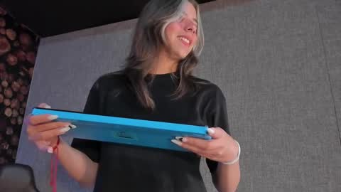 Snapshot of artemisablake chatting on February 27, 2025, 4:10 pm artemisablake online show from February 27, 2025, 4:10 pm