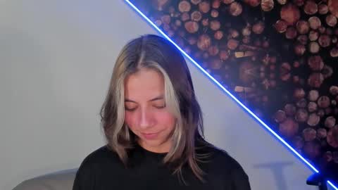 Snapshot of artemisablake chatting on February 27, 2025, 7:15 pm artemisablake online show from February 27, 2025, 7:15 pm