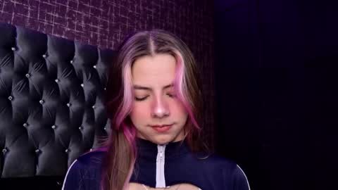 Snapshot of artemisablake chatting on October 10, 2025, 4:39 pm artemisablake online show from October 10, 2025, 4:39 pm