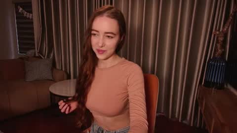 Lina online show from July 3, 2026, 6:31 am