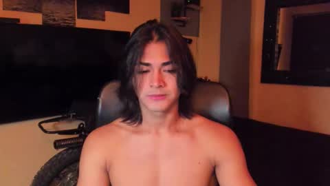 I AM HERE online show from February 1, 2026, 12:20 am