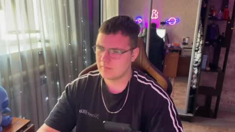 arthurabel online show from March 13, 2026, 8:10 am