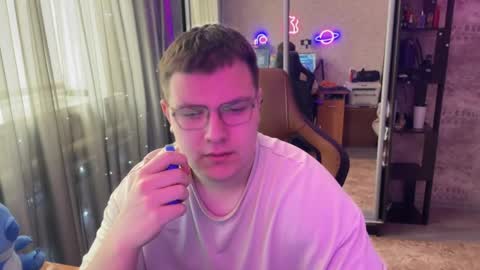 arthurabel online show from March 17, 2026, 9:12 am