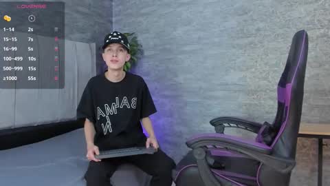 Snapshot of arthurcox_ chatting on November 1, 2025, 5:26 pm arthurcox_ online show from November 1, 2025, 5:26 pm