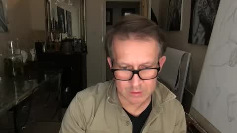 Snapshot of artisterotic chatting on January 12, 2025, 11:04 pm artisterotic online show from January 12, 2025, 11:04 pm