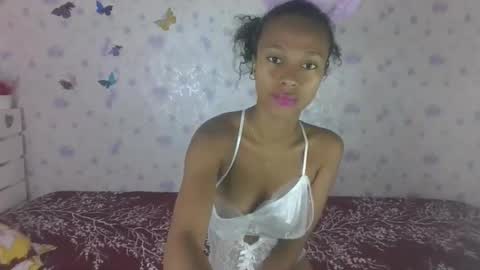 artsloveyou online show from May 25, 2026, 5:24 am