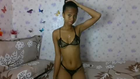 artsloveyou online show from June 13, 2026, 4:32 am