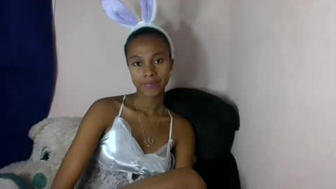 artsloveyou online show from July 17, 2026, 3:57 am