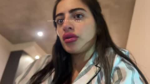Snapshot of arttemia chatting on July 30, 2026, 1:04 am ARTEMIA LATINA online show from July 30, 2026, 1:04 am