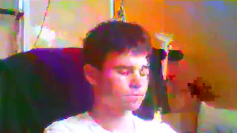 Snapshot of arvyn_ chatting on May 12, 2026, 8:11 am Denis online show from May 12, 2026, 8:11 am