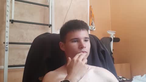 Snapshot of arvyn_ chatting on June 16, 2026, 9:12 am Denis online show from June 16, 2026, 9:12 am